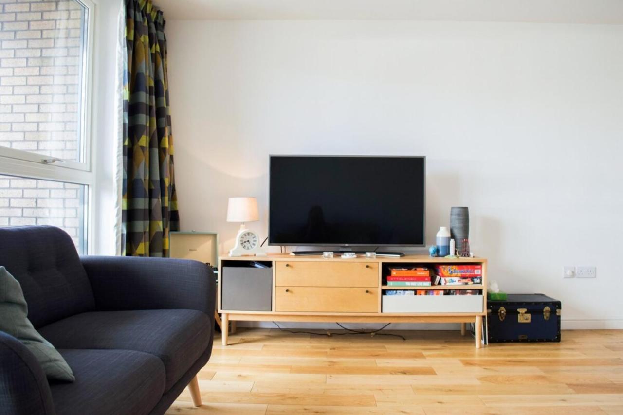 Modern Home By Leith Walk Edinburgh Ngoại thất bức ảnh